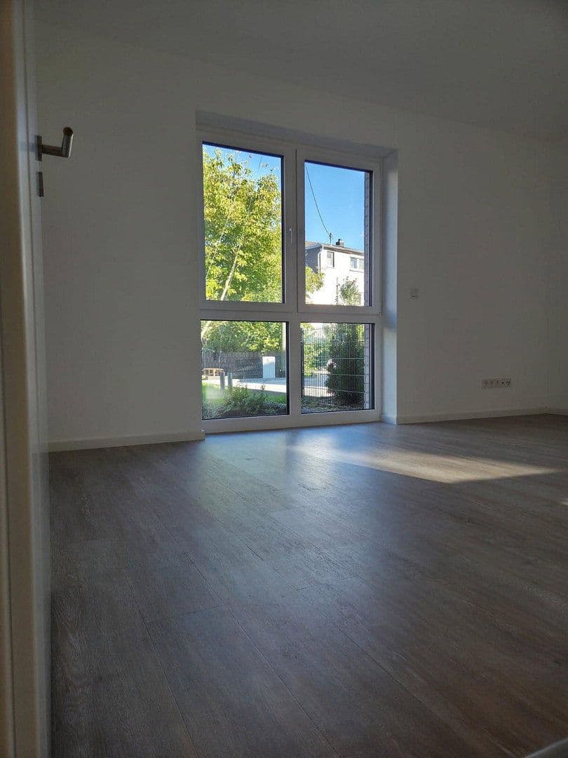 Pronájem bytu 3+1 74 m², Kapellenweg 3, Waldbröl, Severní Porýní-Vestfálsko Pronájem bytu 3+1 74 m², Kapellenweg 3, Waldbröl, Severní Porýní-Vestfálsko