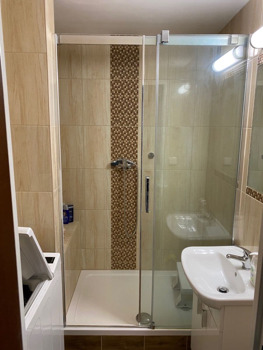 Pronájem bytu 1+1 43 m², Cholevova, Ostrava, Moravskoslezský kraj Pronájem bytu 1+1 43 m², Cholevova, Ostrava, Moravskoslezský kraj