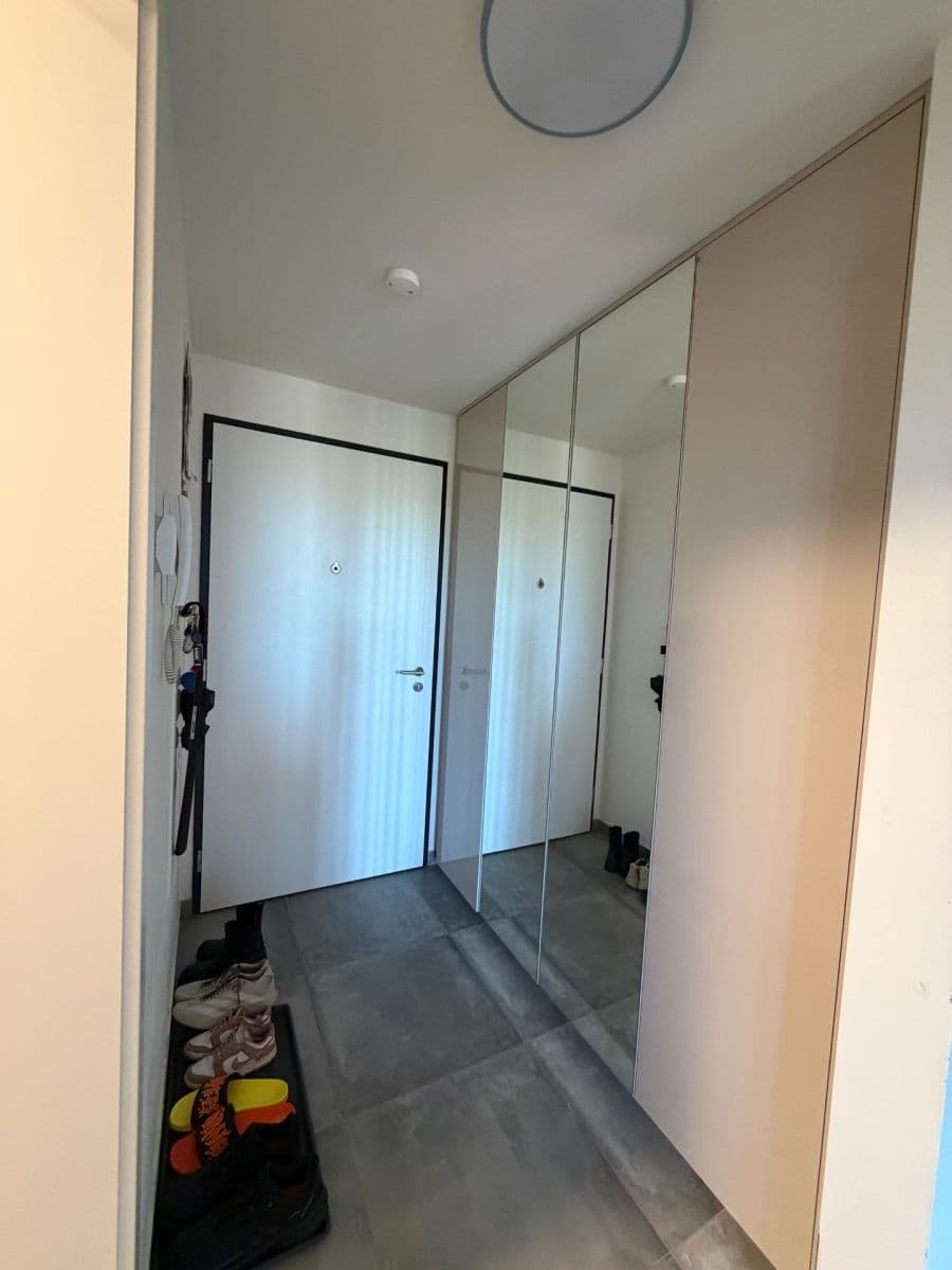 Pronájem bytu 2+kk 56 m², Mezi vodami, Praha, Praha Pronájem bytu 2+kk 56 m², Mezi vodami, Praha, Praha