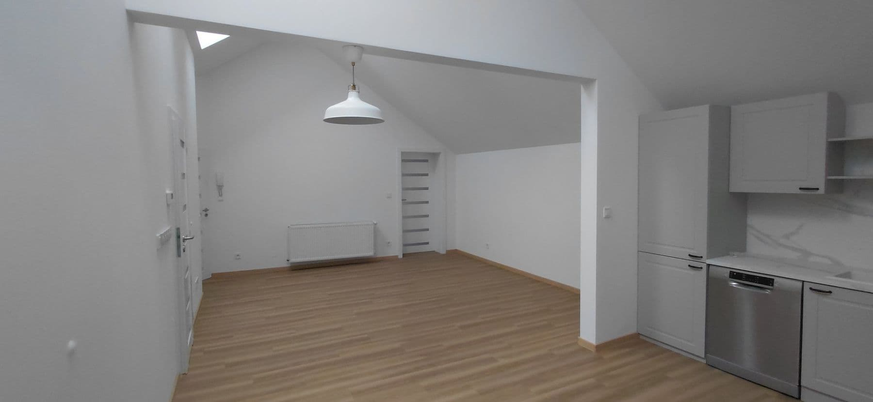 Pronájem bytu 4+kk 155 m², Jednostranná, Praha, Praha Pronájem bytu 4+kk 155 m², Jednostranná, Praha, Praha