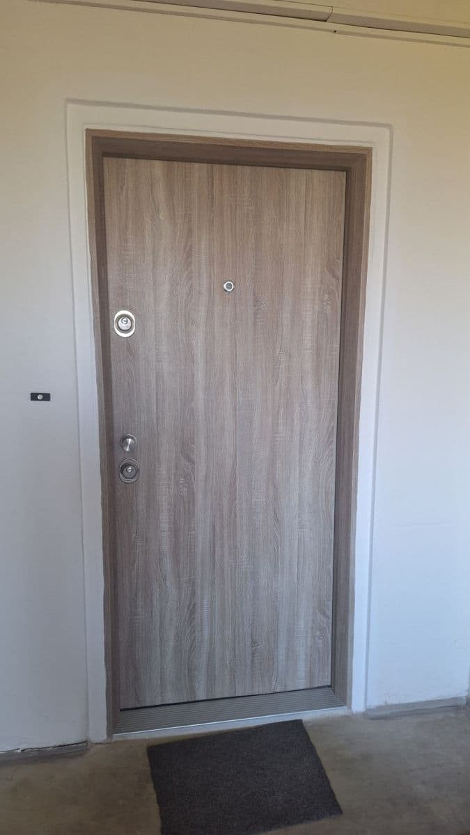 Pronájem bytu 2+kk 42 m², Zahradnická, Brandýs nad Labem-Stará Boleslav, Středočeský kraj Pronájem bytu 2+kk 42 m², Zahradnická, Brandýs nad Labem-Stará Boleslav, Středočeský kraj