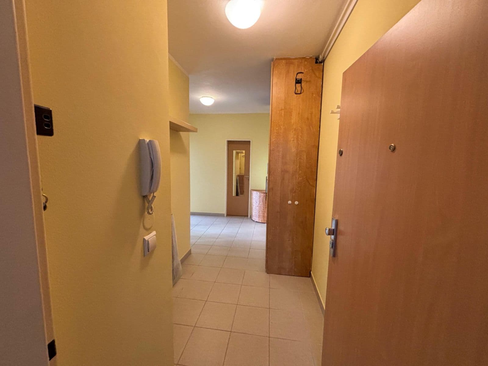 Prodej bytu 2+kk 46 m², Pelušková, Praha, Praha Prodej bytu 2+kk 46 m², Pelušková, Praha, Praha
