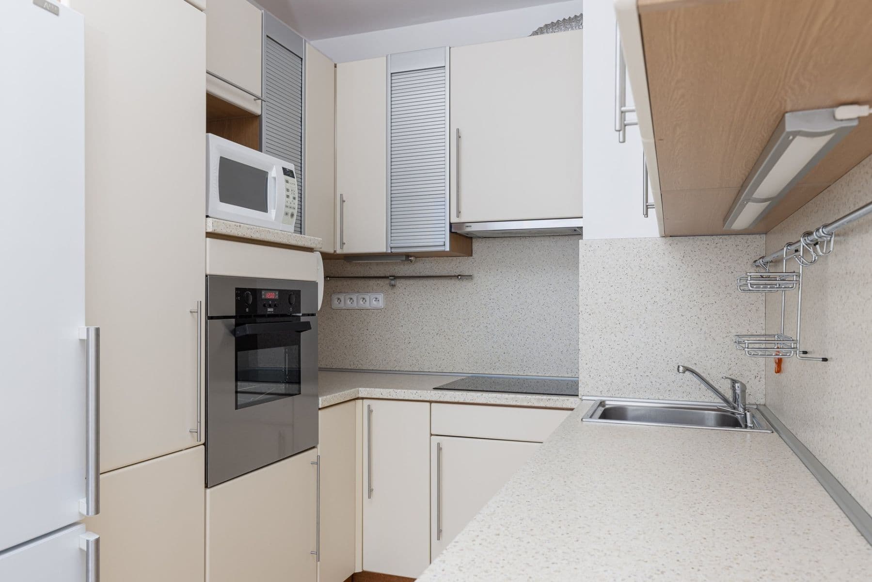 Pronájem bytu 2+kk 53 m², Velenovského, Praha, Praha Pronájem bytu 2+kk 53 m², Velenovského, Praha, Praha