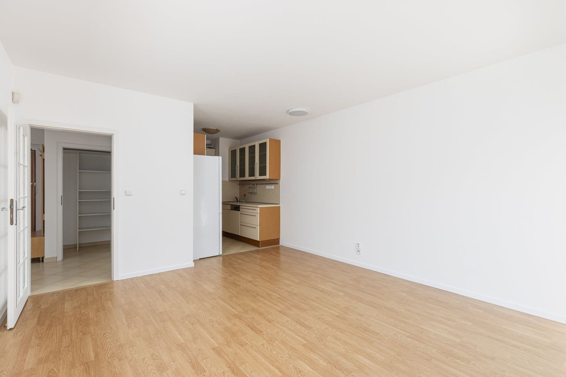 Pronájem bytu 2+kk 53 m², Velenovského, Praha, Praha Pronájem bytu 2+kk 53 m², Velenovského, Praha, Praha