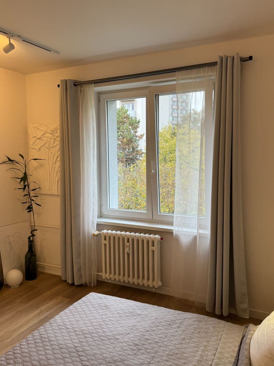 Prodej bytu 2+kk 52 m², Buková, Praha, Praha Prodej bytu 2+kk 52 m², Buková, Praha, Praha