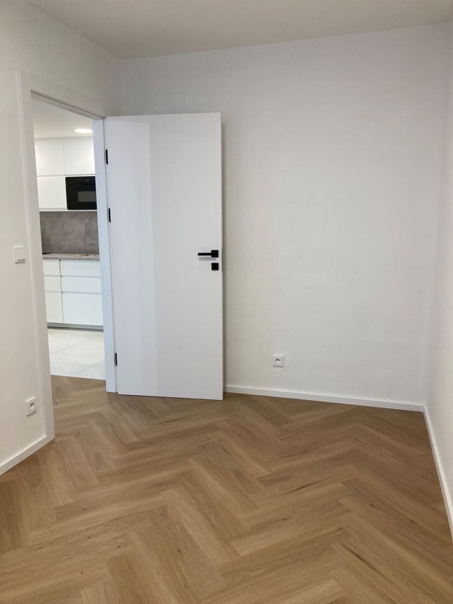 Pronájem bytu 3+kk 64 m², Merhautova, Brno, Jihomoravský kraj Pronájem bytu 3+kk 64 m², Merhautova, Brno, Jihomoravský kraj