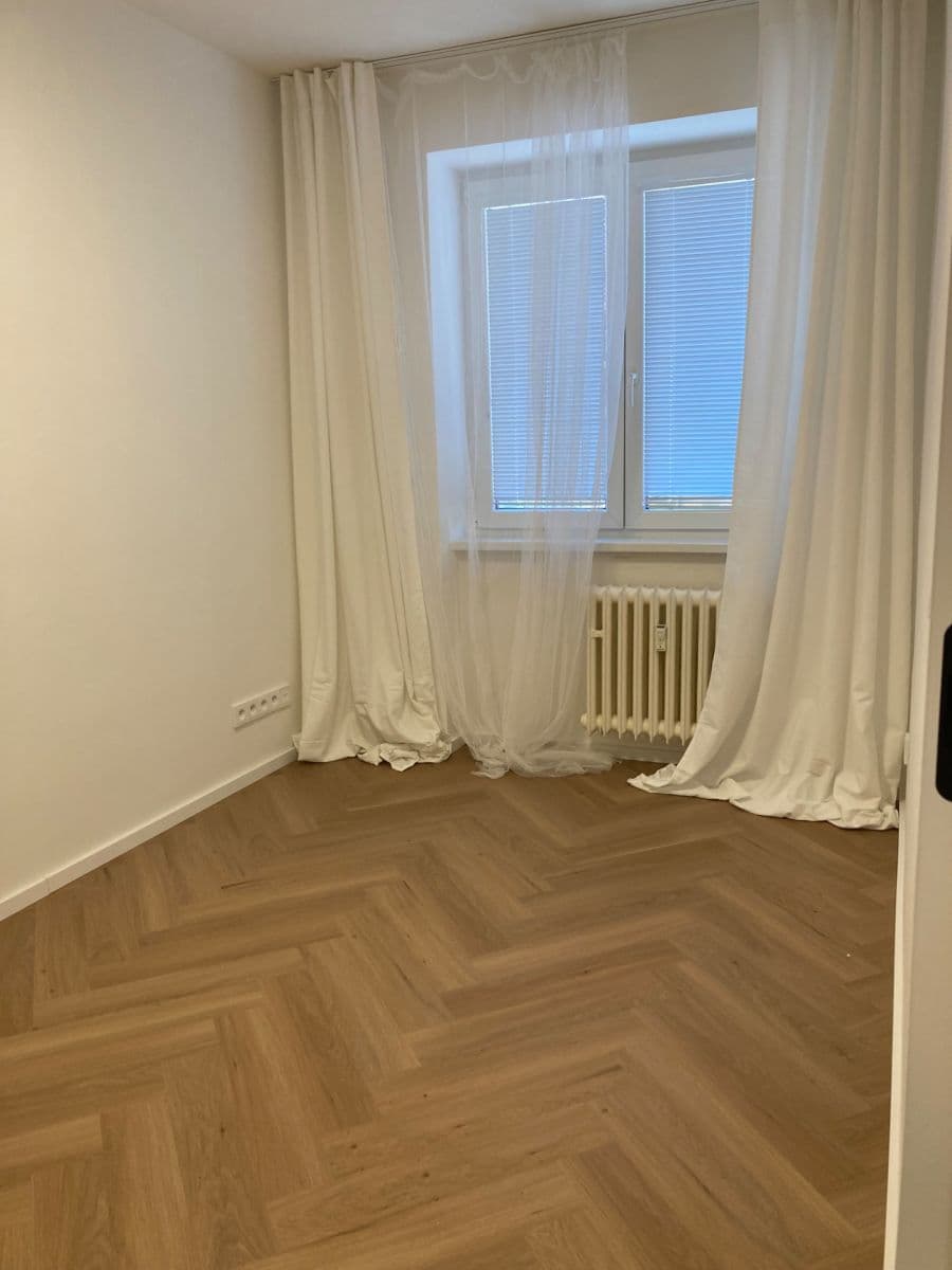 Pronájem bytu 3+kk 64 m², Merhautova, Brno, Jihomoravský kraj Pronájem bytu 3+kk 64 m², Merhautova, Brno, Jihomoravský kraj