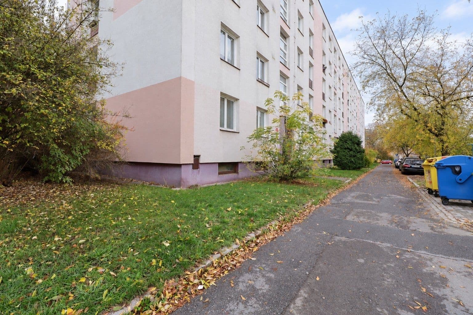Pronájem bytu 2+1 49 m², Blatenská, Plzeň, Plzeňský kraj Pronájem bytu 2+1 49 m², Blatenská, Plzeň, Plzeňský kraj