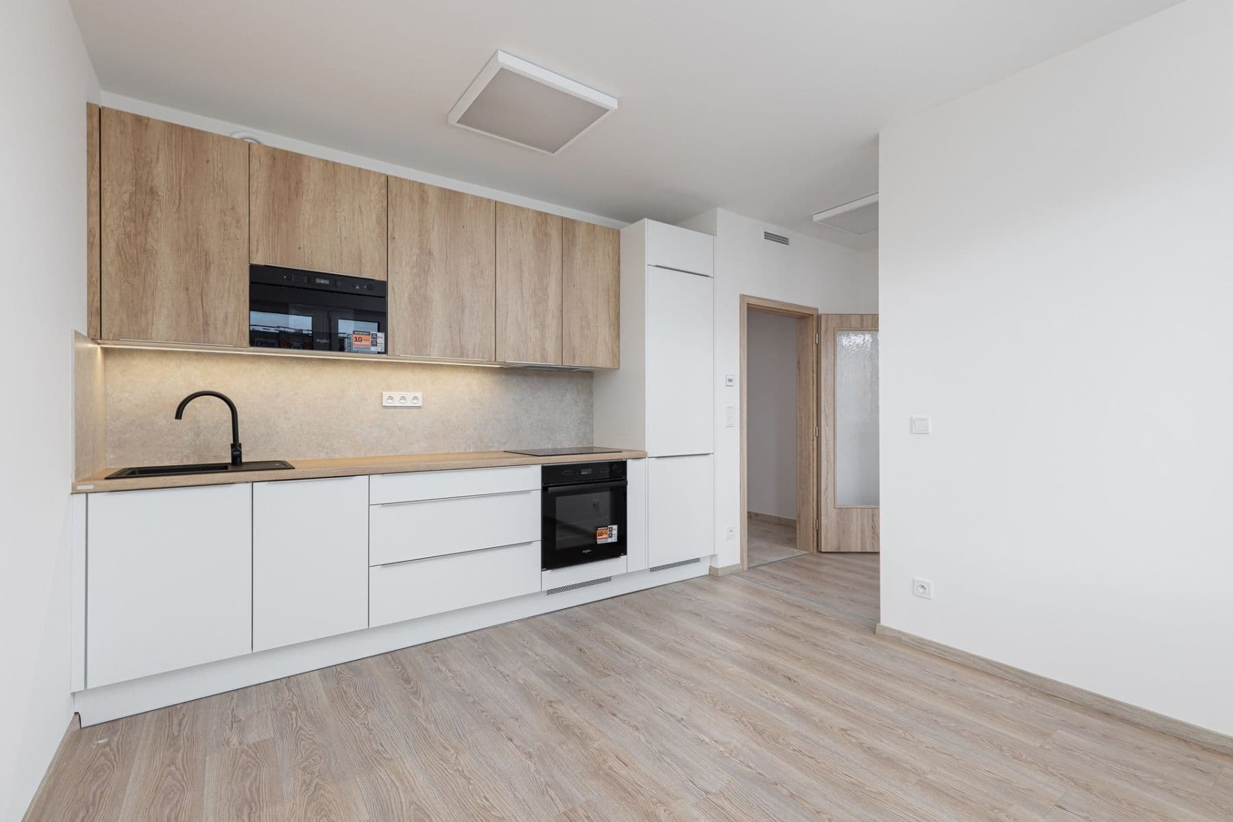 Pronájem bytu 1+kk 30 m², Arnošta Staňka, Praha, Praha Pronájem bytu 1+kk 30 m², Arnošta Staňka, Praha, Praha