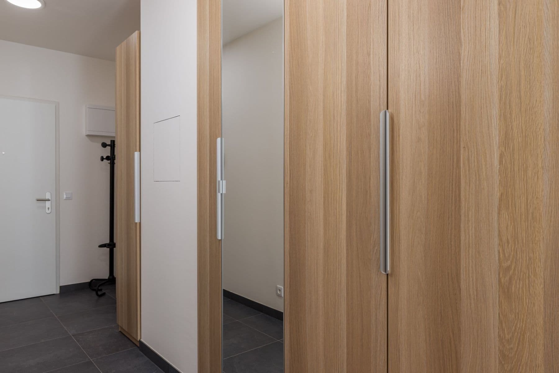 Pronájem bytu 1+kk 36 m², Českobrodská, Praha, Praha Pronájem bytu 1+kk 36 m², Českobrodská, Praha, Praha