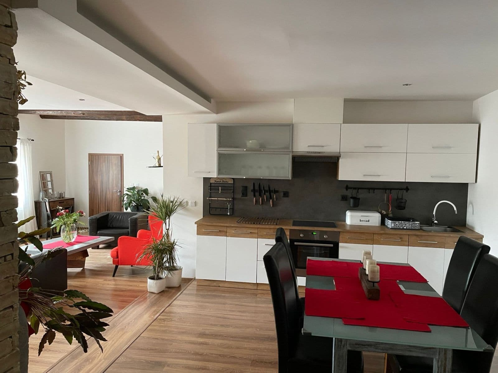 Pronájem domu 126 m², pozemek 126 m², Dolní Chaloupky, Praha, Praha Pronájem domu 126 m², pozemek 126 m², Dolní Chaloupky, Praha, Praha