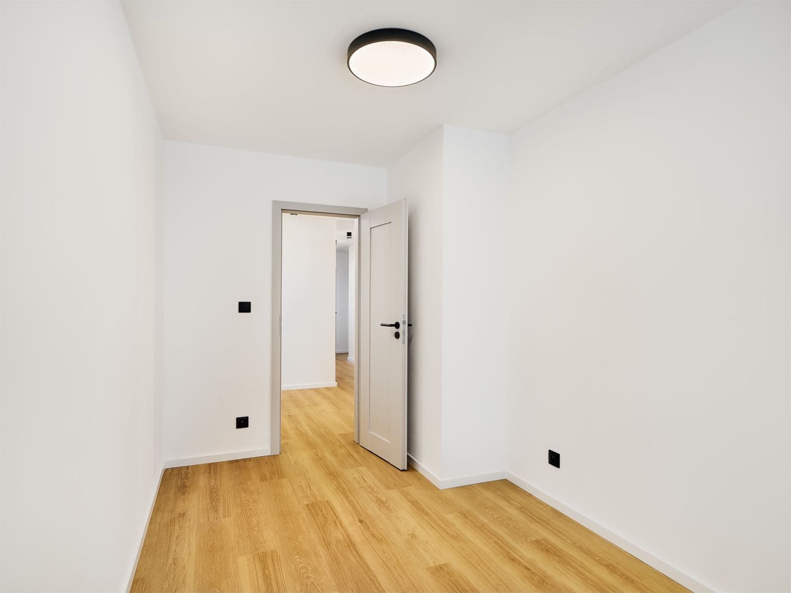 Prodej bytu 4+kk 78 m², Nevanova, Praha, Praha Prodej bytu 4+kk 78 m², Nevanova, Praha, Praha