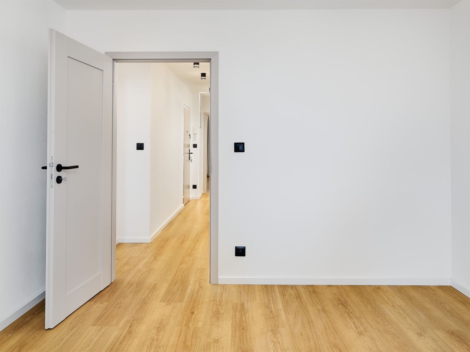 Prodej bytu 4+kk 78 m², Nevanova, Praha, Praha Prodej bytu 4+kk 78 m², Nevanova, Praha, Praha
