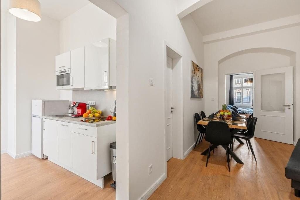 Pronájem bytu 3+1 94 m², Žitná, Praha, Praha Pronájem bytu 3+1 94 m², Žitná, Praha, Praha