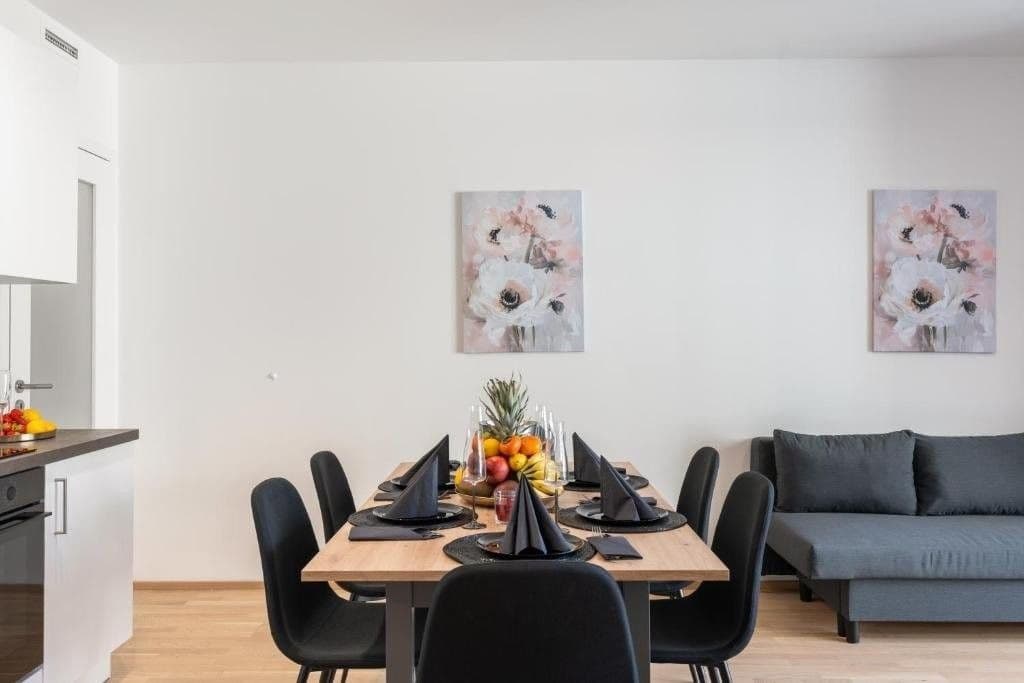 Pronájem bytu 2+1 89 m², Albrightové, Praha, Praha Pronájem bytu 2+1 89 m², Albrightové, Praha, Praha