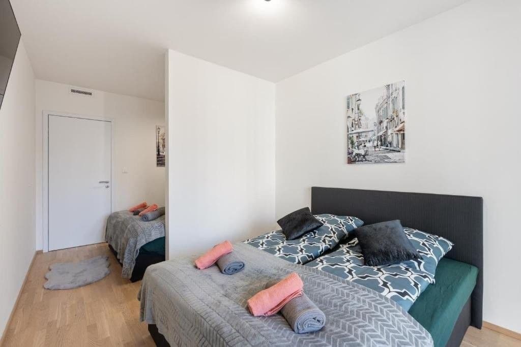 Pronájem bytu 2+1 89 m², Albrightové, Praha, Praha Pronájem bytu 2+1 89 m², Albrightové, Praha, Praha