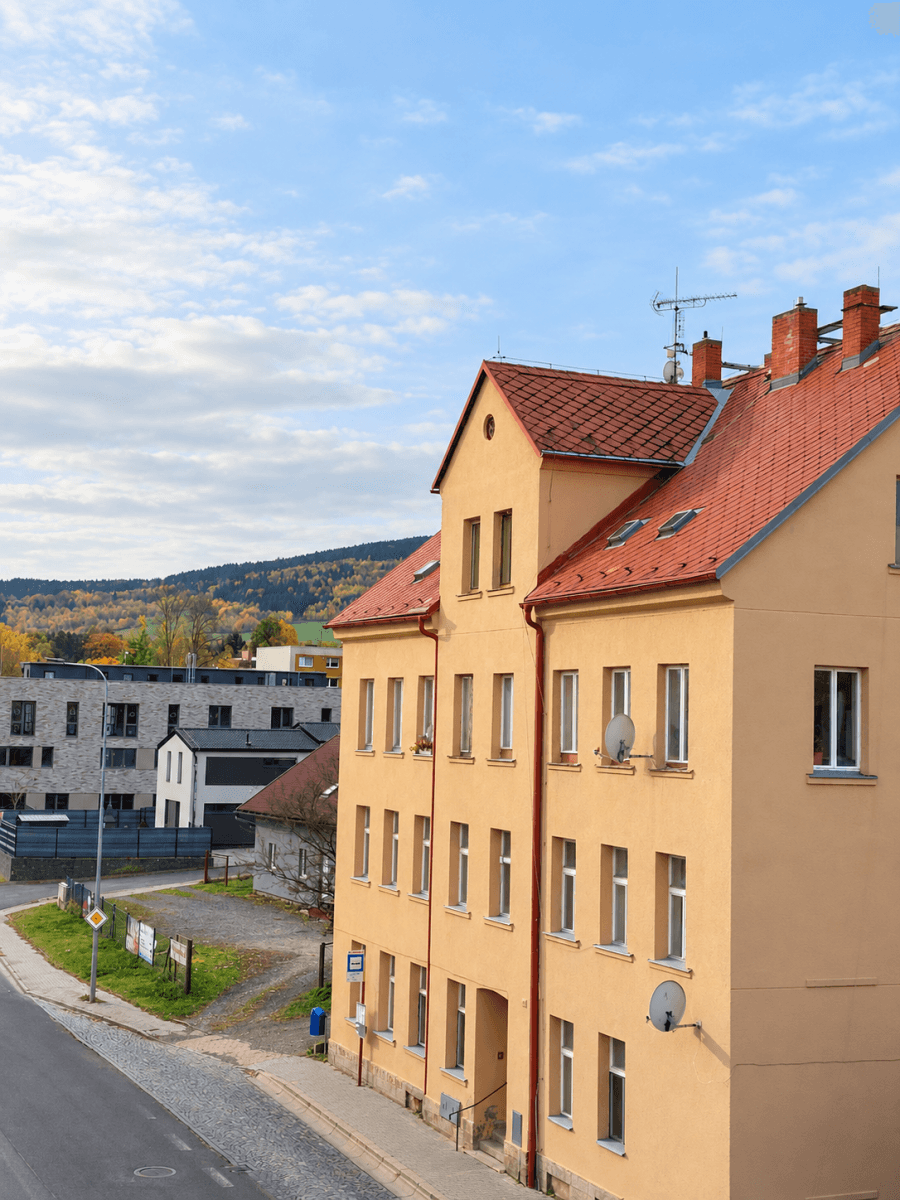Pronájem bytu 1+1 55 m², Hodkovická, Liberec, Liberecký kraj Pronájem bytu 1+1 55 m², Hodkovická, Liberec, Liberecký kraj