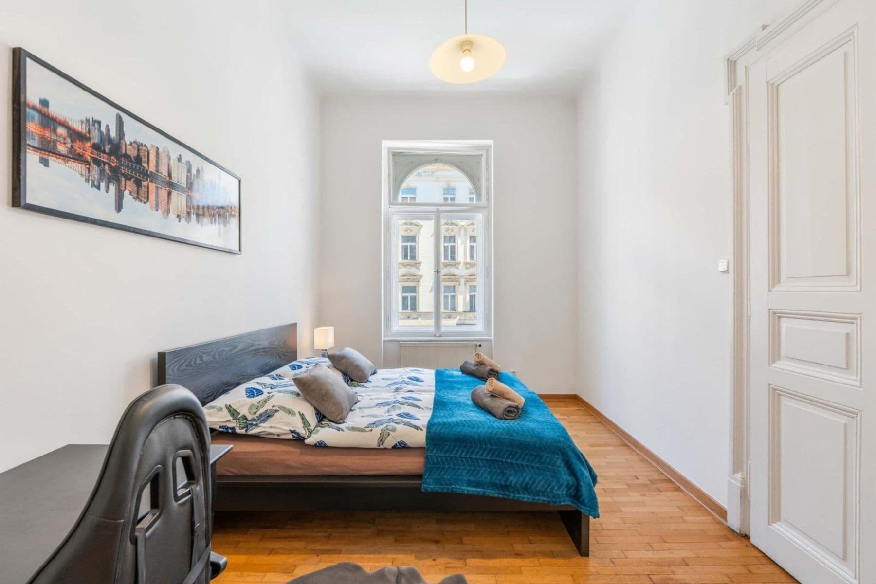 Pronájem bytu 3+1 151 m², Tyršova, Praha, Praha Pronájem bytu 3+1 151 m², Tyršova, Praha, Praha