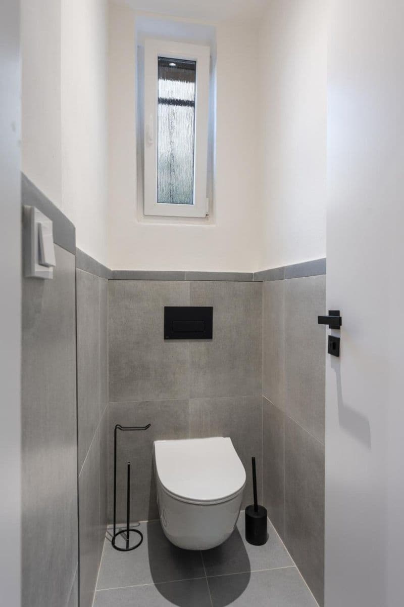 Pronájem bytu 3+1 112 m², Bělehradská, Praha, Praha Pronájem bytu 3+1 112 m², Bělehradská, Praha, Praha