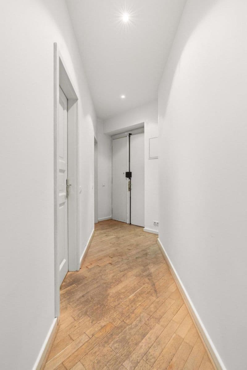Pronájem bytu 3+1 142 m², Matoušova, Praha, Praha Pronájem bytu 3+1 142 m², Matoušova, Praha, Praha