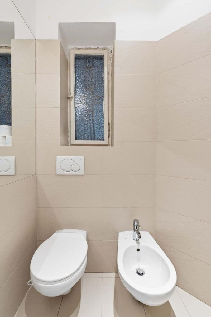 Pronájem bytu 3+1 142 m², Matoušova, Praha, Praha Pronájem bytu 3+1 142 m², Matoušova, Praha, Praha