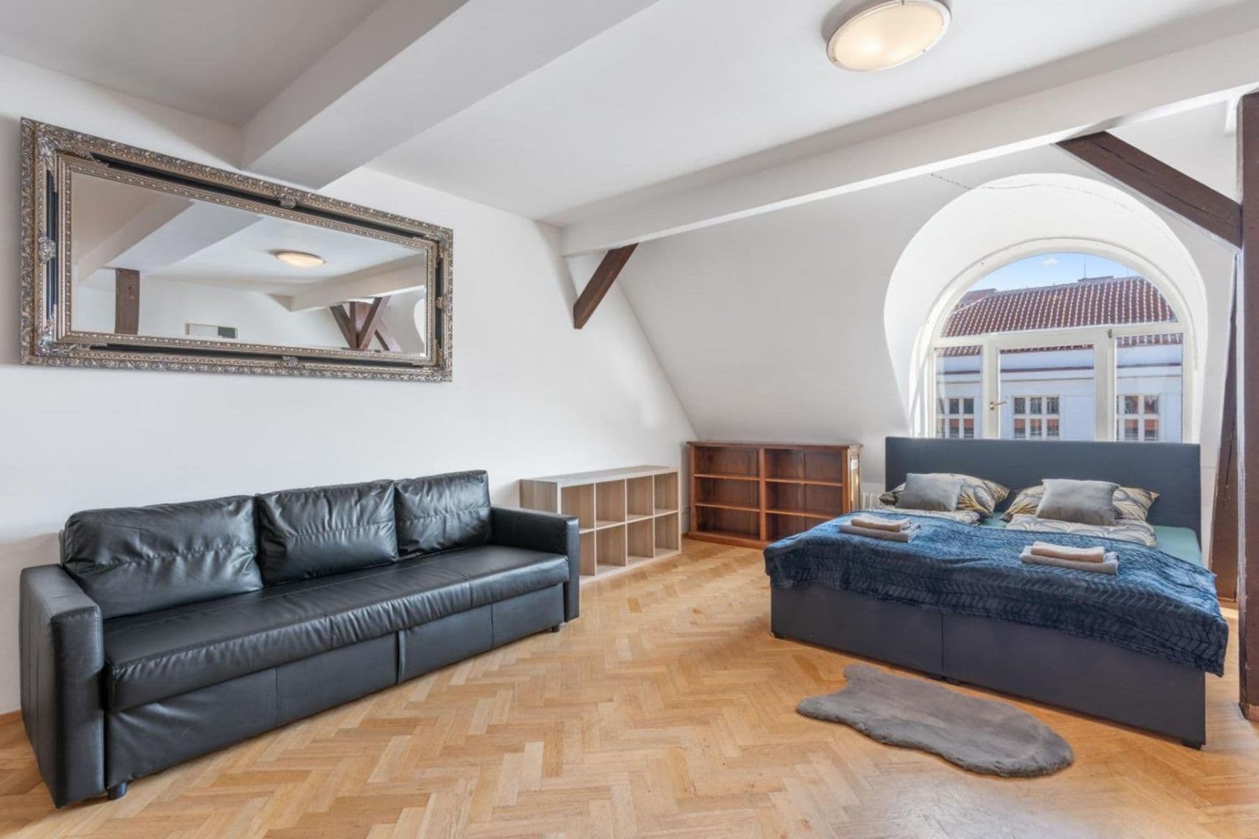 Pronájem bytu 3+1 129 m², Matoušova, Praha, Praha Pronájem bytu 3+1 129 m², Matoušova, Praha, Praha