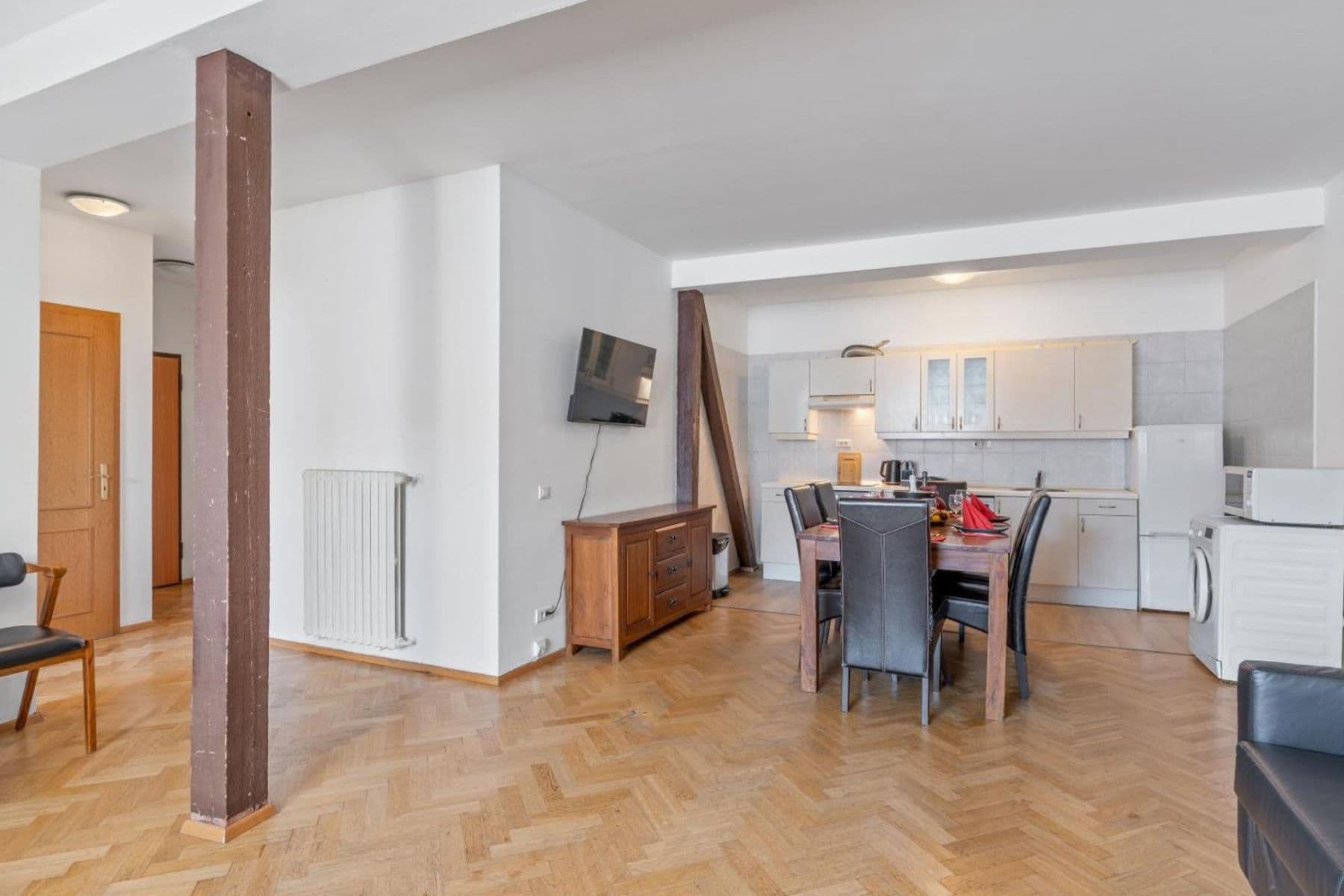 Pronájem bytu 3+1 129 m², Matoušova, Praha, Praha Pronájem bytu 3+1 129 m², Matoušova, Praha, Praha