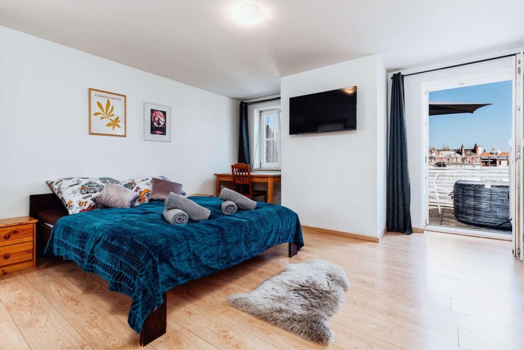 Pronájem bytu 3+1 134 m², Wenzigova, Praha, Praha Pronájem bytu 3+1 134 m², Wenzigova, Praha, Praha