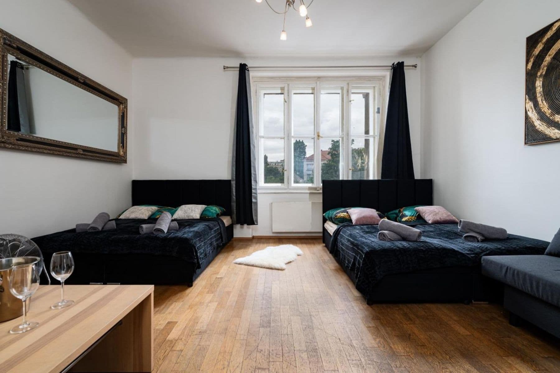 Pronájem bytu 3+1 156 m², Ortenovo náměstí, Praha, Praha Pronájem bytu 3+1 156 m², Ortenovo náměstí, Praha, Praha