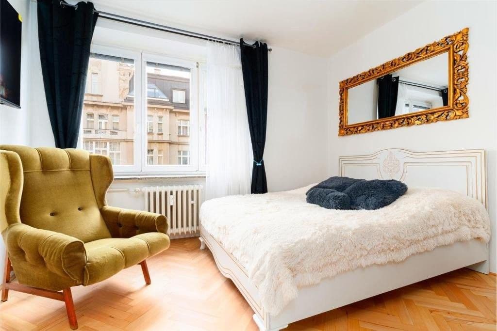 Pronájem bytu 3+1 98 m², Vinohradská, Praha, Praha Pronájem bytu 3+1 98 m², Vinohradská, Praha, Praha
