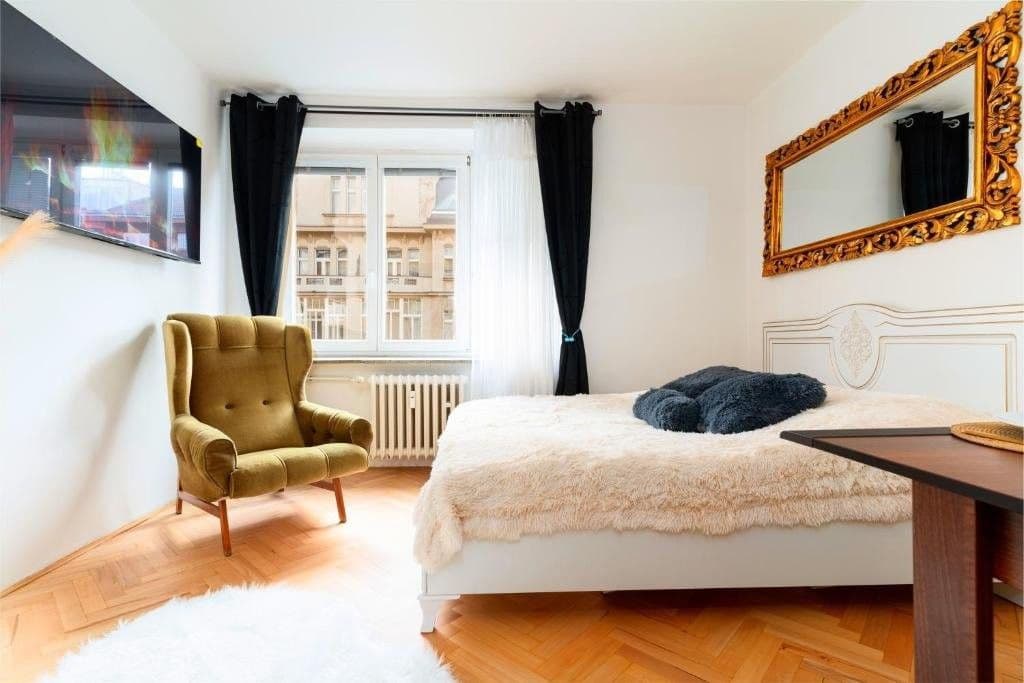 Pronájem bytu 3+1 98 m², Vinohradská, Praha, Praha Pronájem bytu 3+1 98 m², Vinohradská, Praha, Praha
