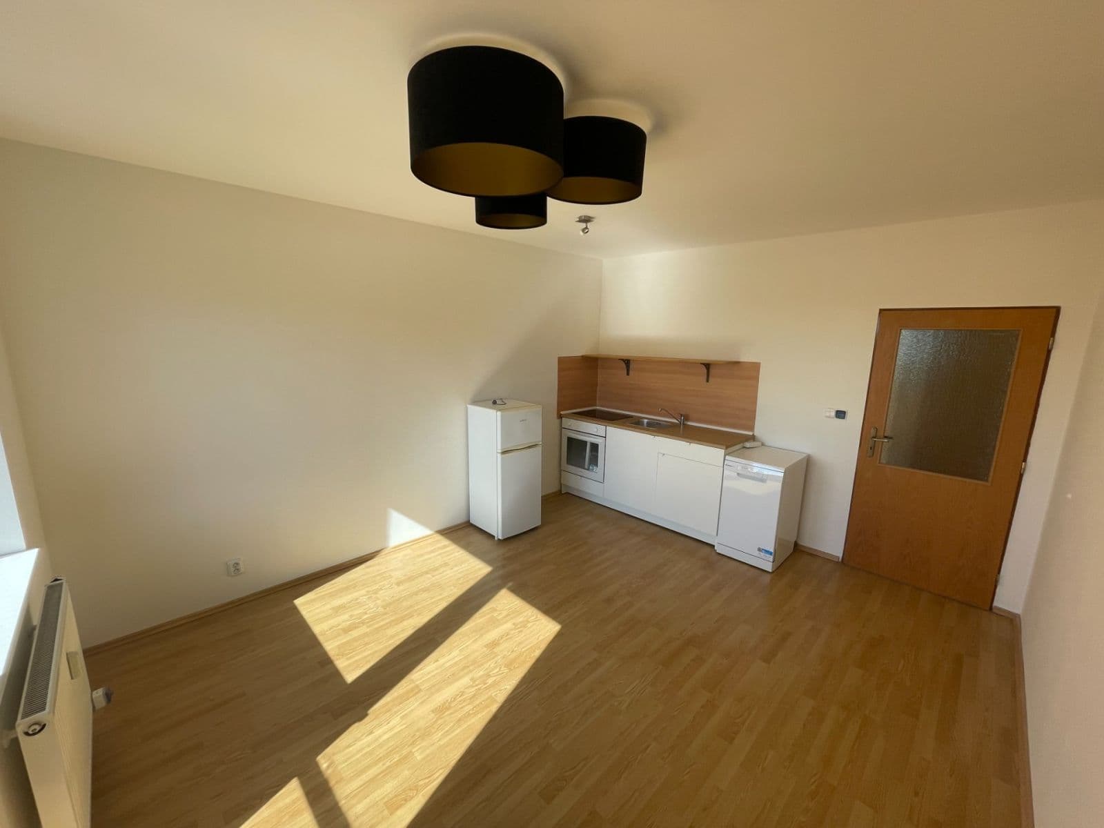 Pronájem bytu 2+kk 54 m², Ústavní, Praha, Praha Pronájem bytu 2+kk 54 m², Ústavní, Praha, Praha
