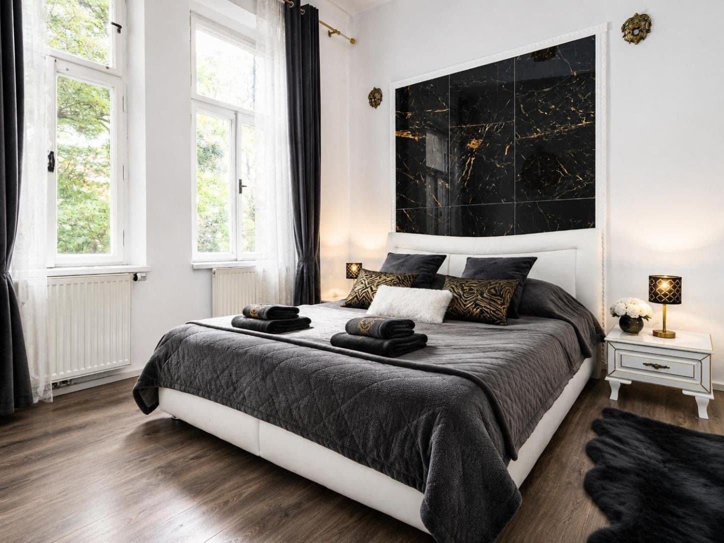 Pronájem bytu 4+1 138 m², Ječná, Praha, Praha Pronájem bytu 4+1 138 m², Ječná, Praha, Praha