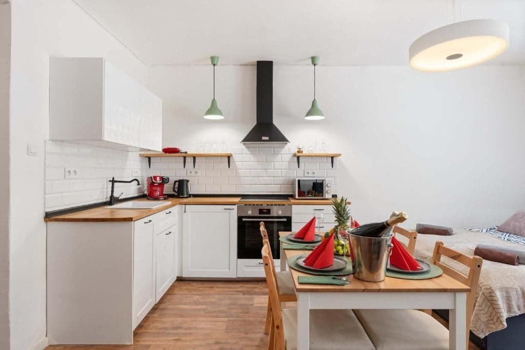 Pronájem bytu 2+1 84 m², Moravská, Praha, Praha Pronájem bytu 2+1 84 m², Moravská, Praha, Praha