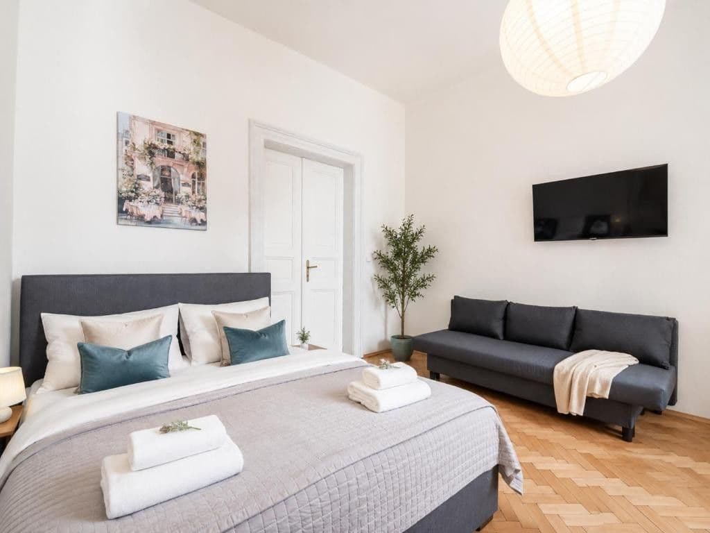 Pronájem bytu 2+1 84 m², Milady Horákové, Praha, Praha Pronájem bytu 2+1 84 m², Milady Horákové, Praha, Praha