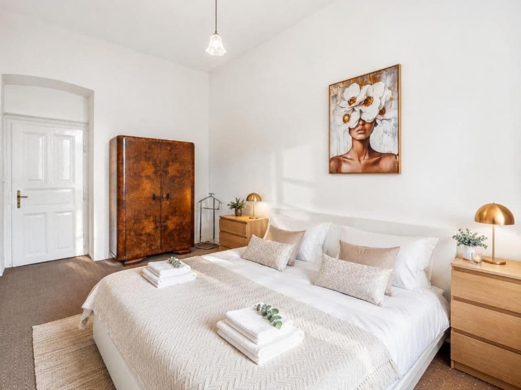 Pronájem bytu 2+1 84 m², Milady Horákové, Praha, Praha Pronájem bytu 2+1 84 m², Milady Horákové, Praha, Praha