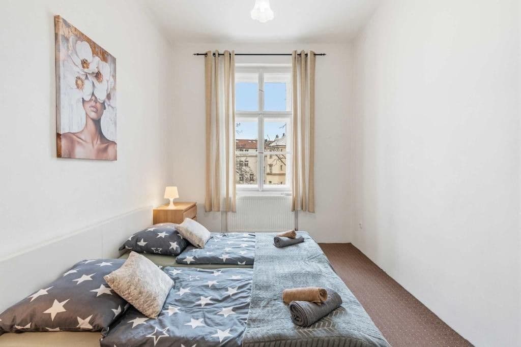 Pronájem bytu 2+1 84 m², Milady Horákové, Praha, Praha Pronájem bytu 2+1 84 m², Milady Horákové, Praha, Praha