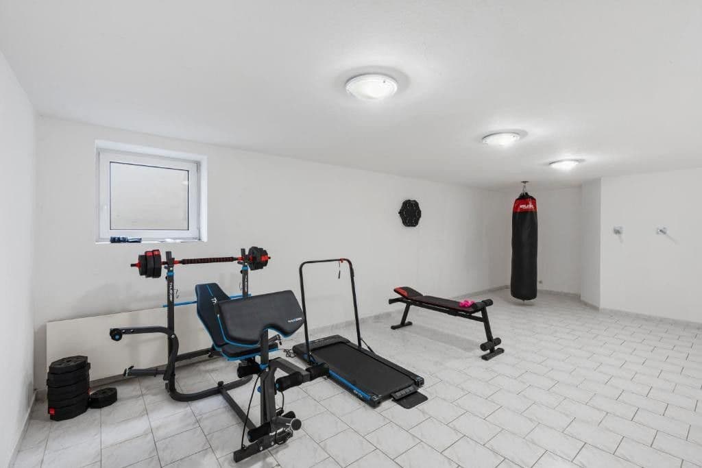 Pronájem domu 750 m², pozemek 700 m², Karla Tomáše, Praha, Praha Pronájem domu 750 m², pozemek 700 m², Karla Tomáše, Praha, Praha