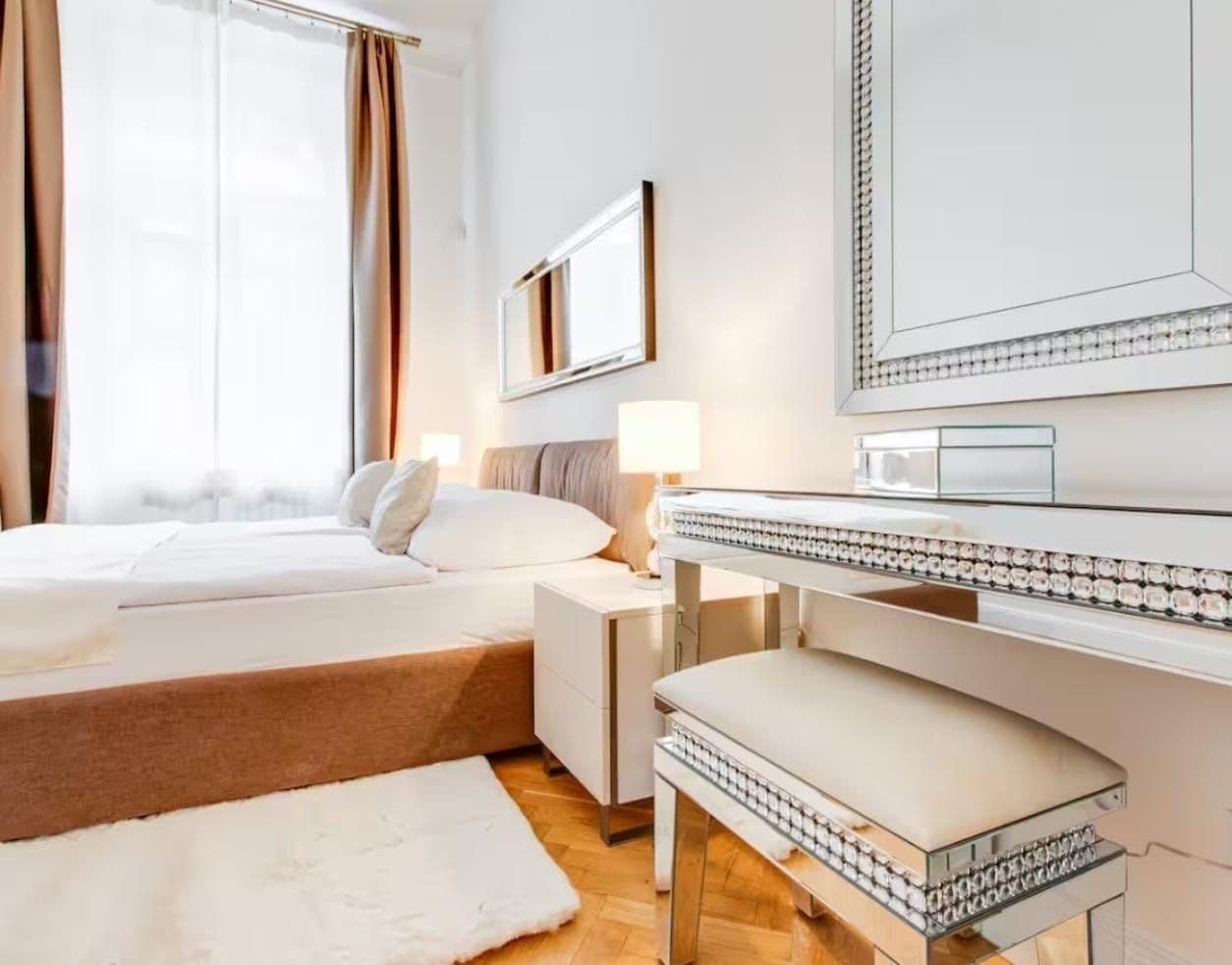 Pronájem bytu 4+kk 110 m², Štěpánská, Praha, Praha Pronájem bytu 4+kk 110 m², Štěpánská, Praha, Praha