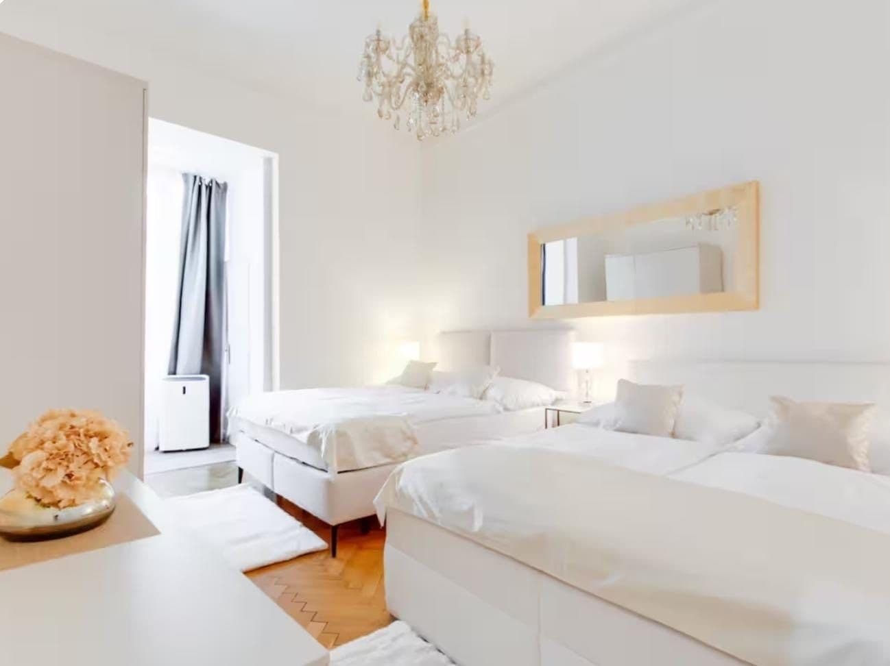 Pronájem bytu 4+kk 110 m², Štěpánská, Praha, Praha Pronájem bytu 4+kk 110 m², Štěpánská, Praha, Praha