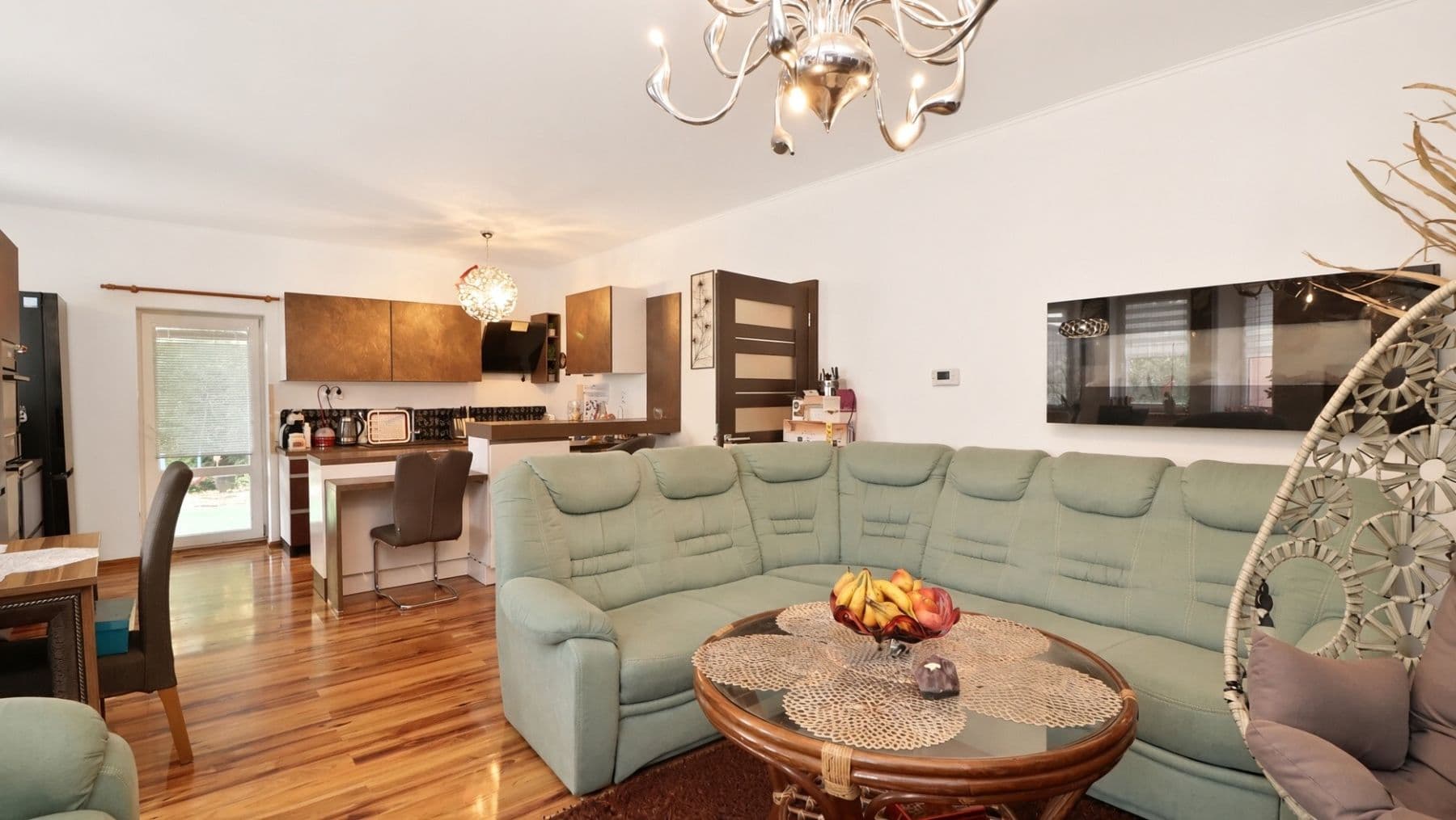 Prodej domu 233 m², pozemek 651 m², Božice, Jihomoravský kraj Prodej domu 233 m², pozemek 651 m², Božice, Jihomoravský kraj