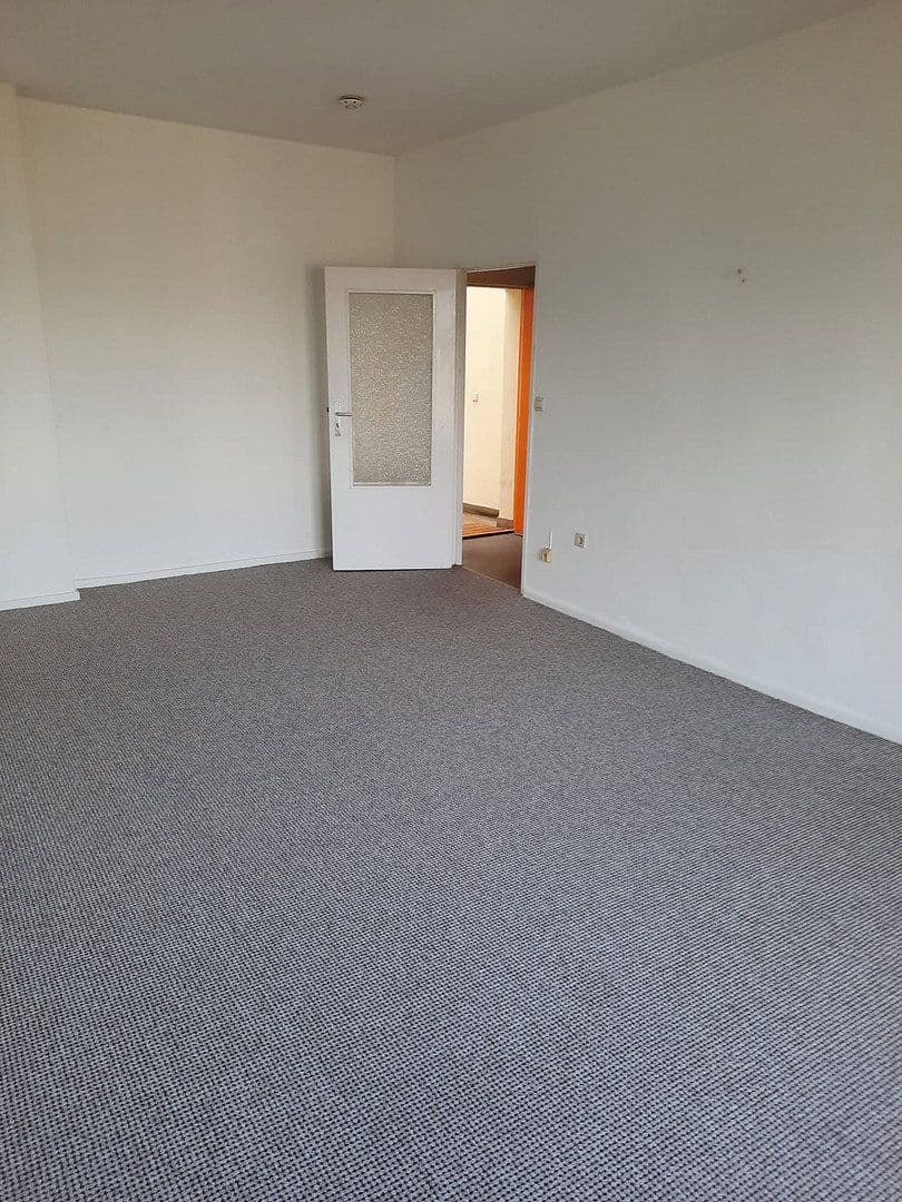 Prodej bytu 1+1 35 m², Zwinglistr. 27, Berlin, Berlín Prodej bytu 1+1 35 m², Zwinglistr. 27, Berlin, Berlín