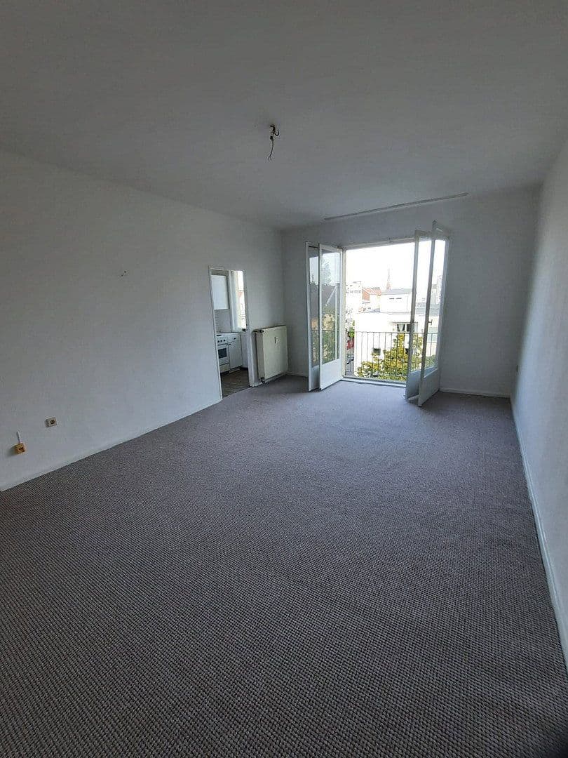 Prodej bytu 1+1 35 m², Zwinglistr. 27, Berlin, Berlín Prodej bytu 1+1 35 m², Zwinglistr. 27, Berlin, Berlín