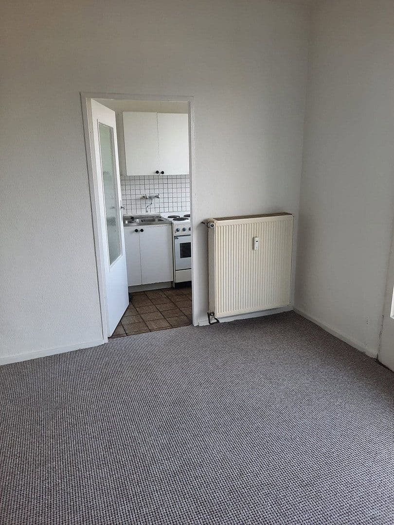 Prodej bytu 1+1 35 m², Zwinglistr. 27, Berlin, Berlín Prodej bytu 1+1 35 m², Zwinglistr. 27, Berlin, Berlín