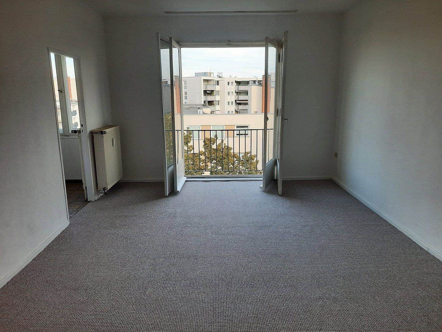 Prodej bytu 1+1 35 m², Zwinglistr. 27, Berlin, Berlín Prodej bytu 1+1 35 m², Zwinglistr. 27, Berlin, Berlín