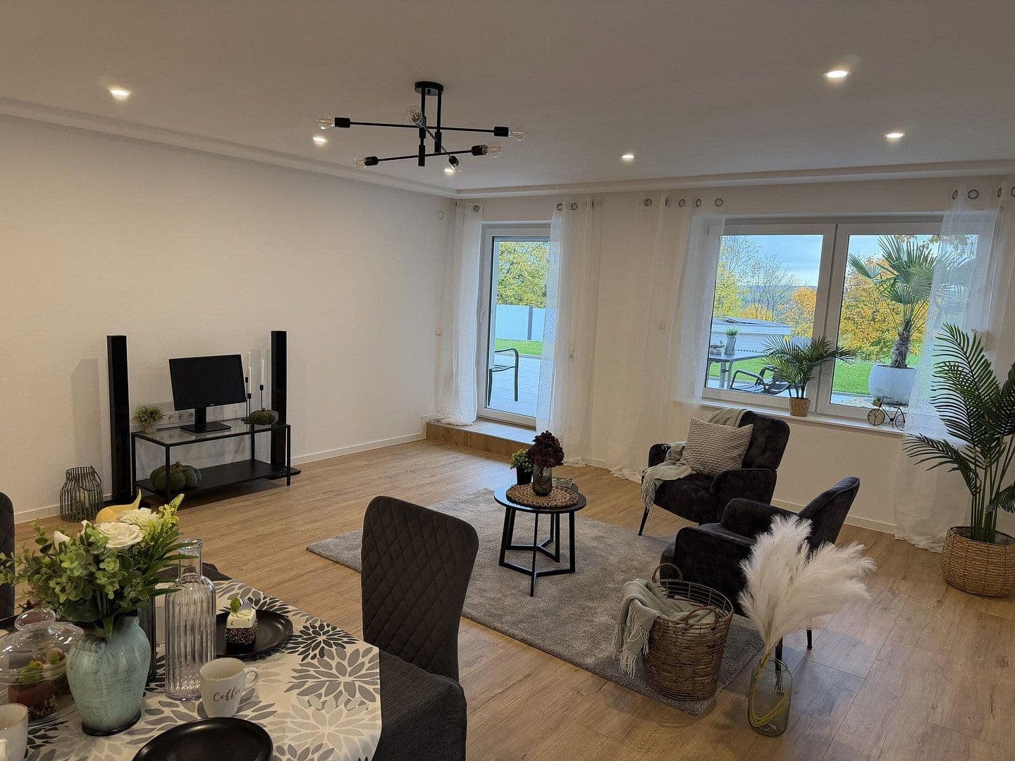 Prodej bytu 3+1 149 m², Kirchstraße 26, Heidenrod, Hessen Prodej bytu 3+1 149 m², Kirchstraße 26, Heidenrod, Hessen