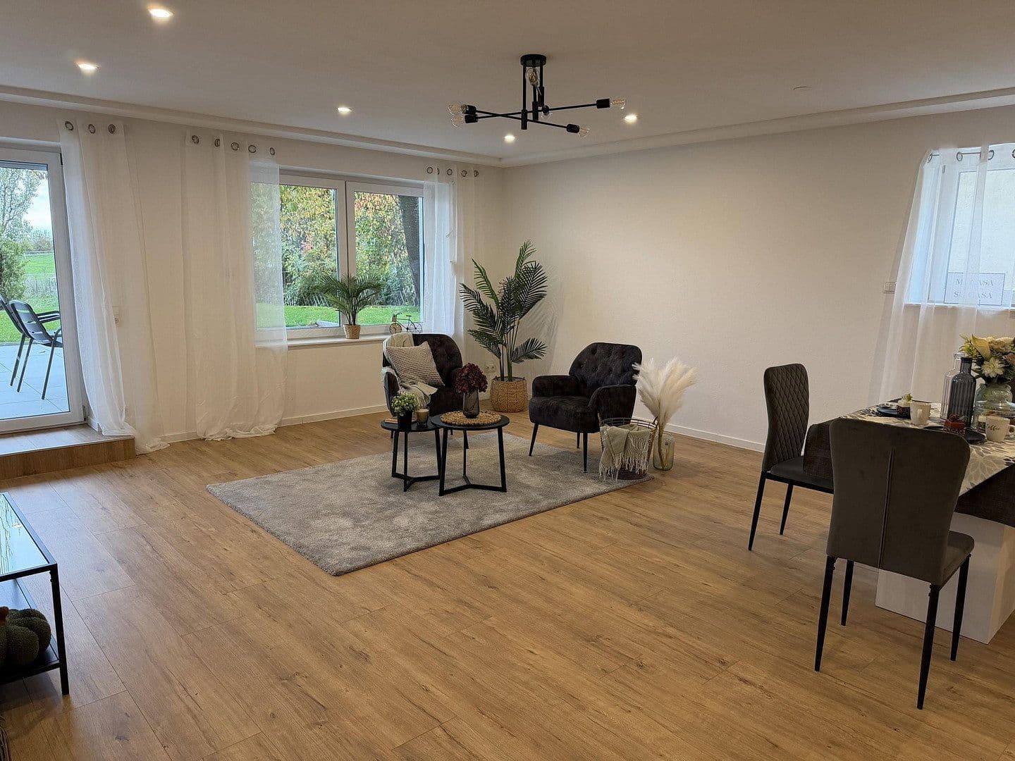 Prodej bytu 3+1 149 m², Kirchstraße 26, Heidenrod, Hessen Prodej bytu 3+1 149 m², Kirchstraße 26, Heidenrod, Hessen