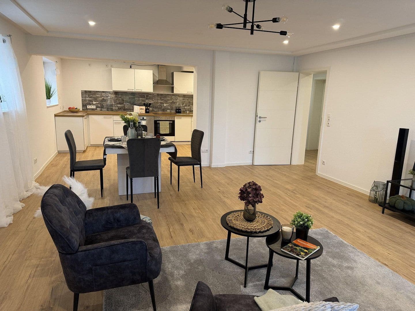 Prodej bytu 3+1 149 m², Kirchstraße 26, Heidenrod, Hessen Prodej bytu 3+1 149 m², Kirchstraße 26, Heidenrod, Hessen