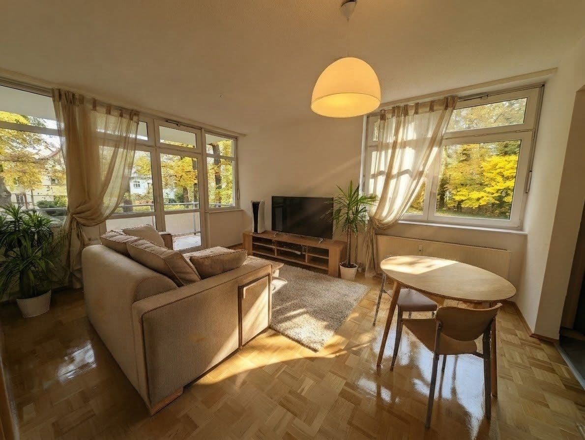 Prodej bytu 2+kk 61 m², Libboldallee 7, Berlin, Berlín Prodej bytu 2+kk 61 m², Libboldallee 7, Berlin, Berlín