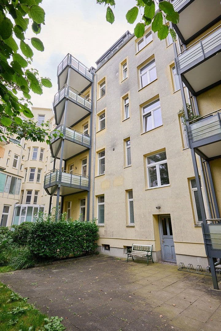 Prodej bytu 4+1 108 m², Eckernförder Straße 54, Kiel, Šlesvicko-Holštýnsko Prodej bytu 4+1 108 m², Eckernförder Straße 54, Kiel, Šlesvicko-Holštýnsko